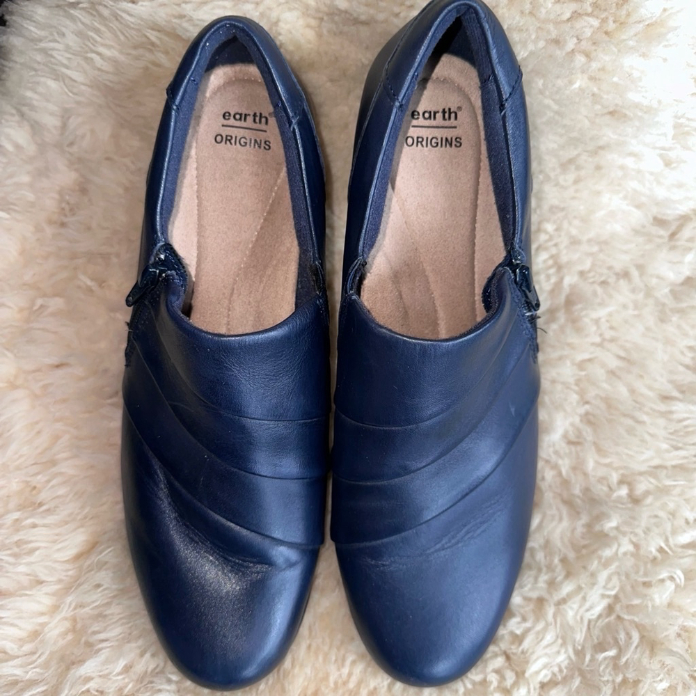 New (Display Pair) Women’s 11W Earth Origins Marietta Melva Shootie Mule Clogs